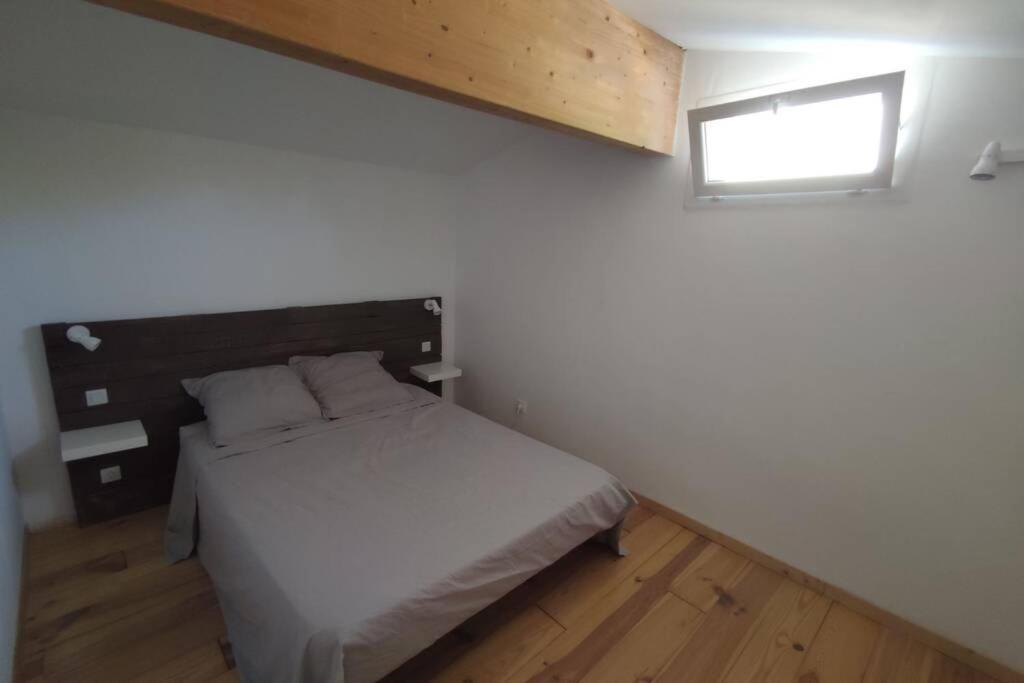 Logement Tout Confort Au Calme Entre Saint Tropez Et Les Gorges Du Verdon Le Thoronet Ngoại thất bức ảnh